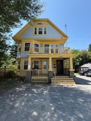 16 Cherry St 2, Salem, MA 01970