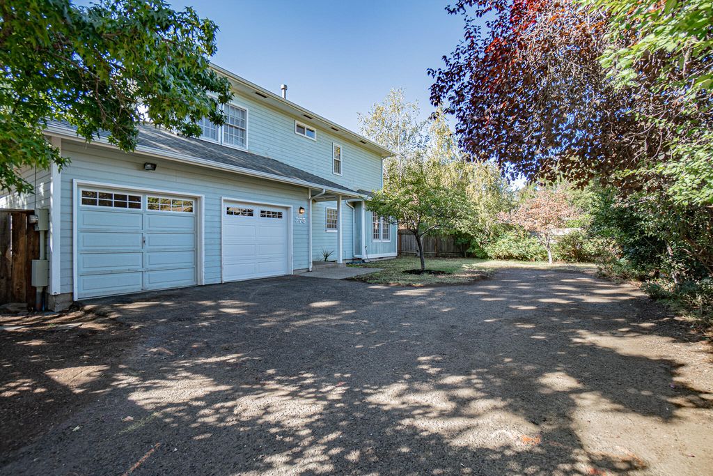 775 Tolman Creek Road, Ashland, OR 97520