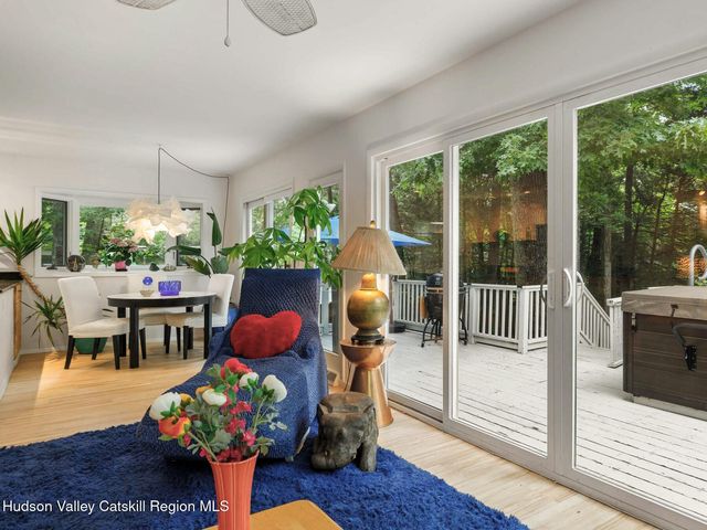 5 Streamside Terrace, Woodstock, NY 12498