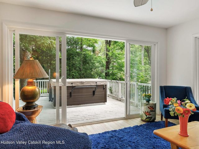 5 Streamside Terrace, Woodstock, NY 12498