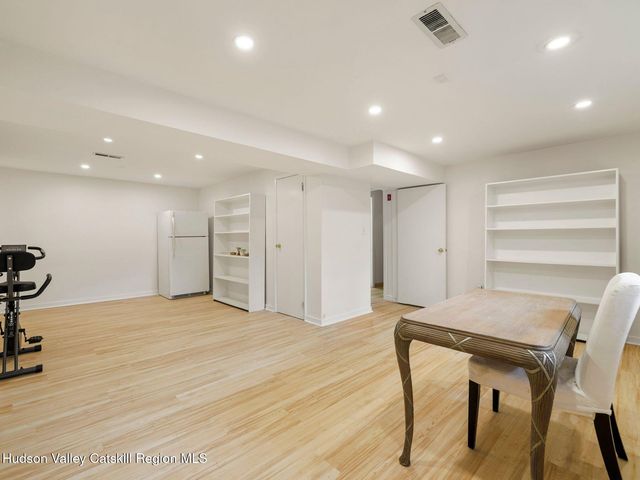5 Streamside Terrace, Woodstock, NY 12498