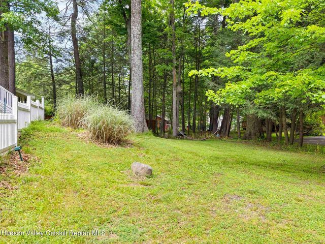 5 Streamside Terrace, Woodstock, NY 12498
