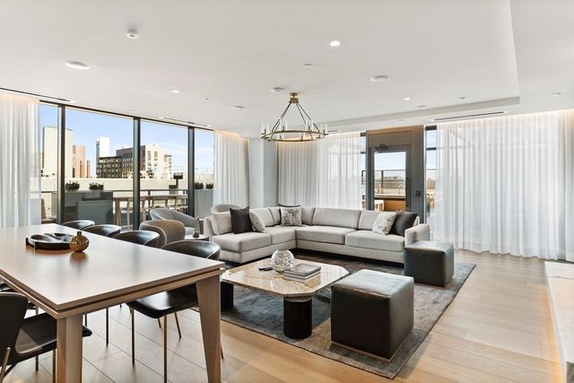 380 Harrison Ave 1115, Boston, MA 02118