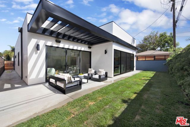 12488 Rubens Avenue, Los Angeles, CA 90066