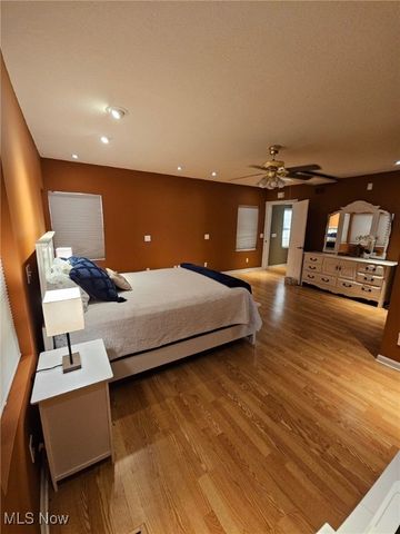 72 N Pembroke Avenue, Zanesville, OH 43701