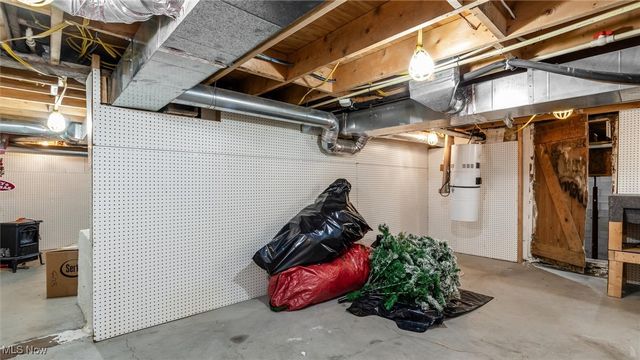 72 N Pembroke Avenue, Zanesville, OH 43701