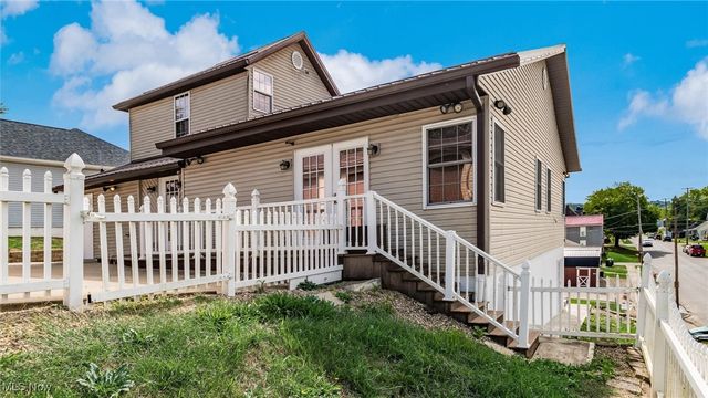 72 N Pembroke Avenue, Zanesville, OH 43701