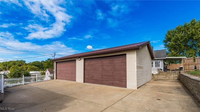 72 N Pembroke Avenue, Zanesville, OH 43701