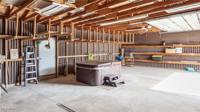 72 N Pembroke Avenue, Zanesville, OH 43701