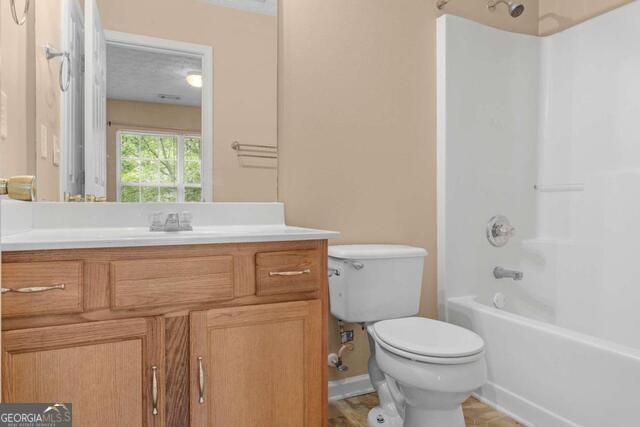 6225 Shenfield Lane, Union City, GA 30291