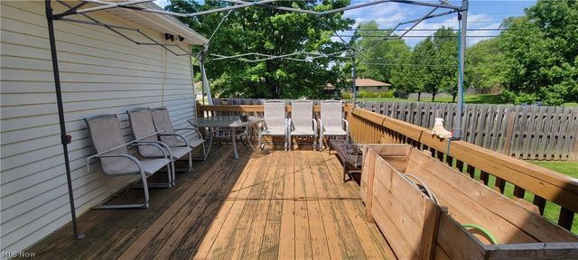 551 Carolyn Drive, Brunswick, OH 44212