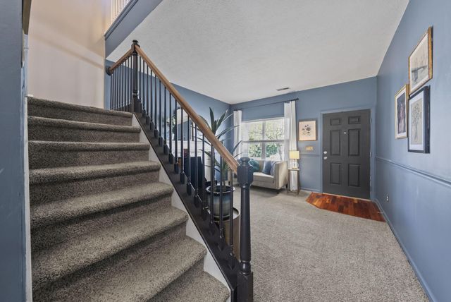 496 Fullers Circle, Pickerington, OH 43147