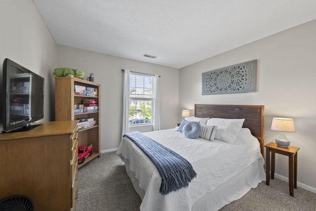 496 Fullers Circle, Pickerington, OH 43147