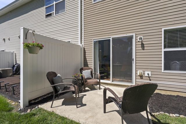 496 Fullers Circle, Pickerington, OH 43147