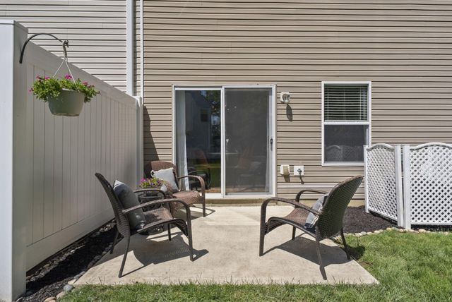 496 Fullers Circle, Pickerington, OH 43147