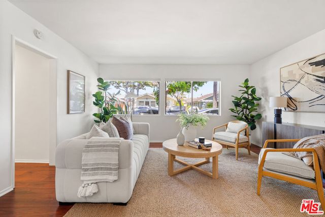 360 Gladys Avenue 1, Long Beach, CA 90814