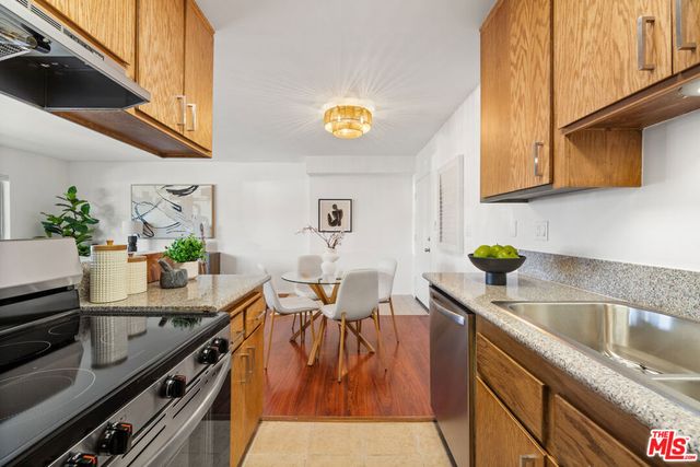360 Gladys Avenue 1, Long Beach, CA 90814