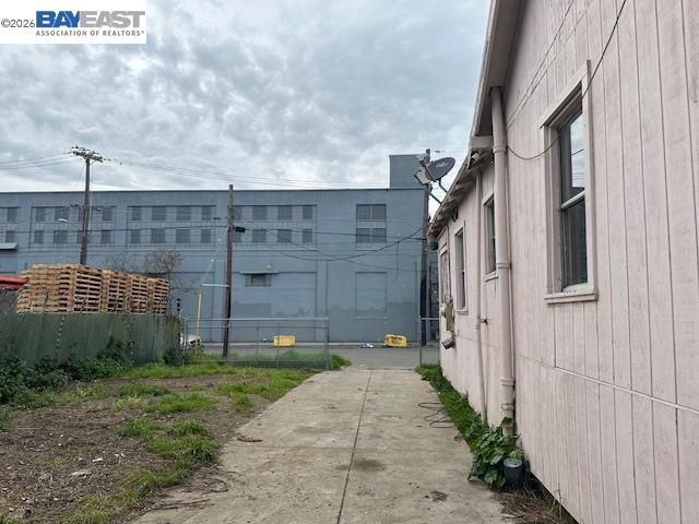 1024 50Th Ave, Oakland, CA 94601