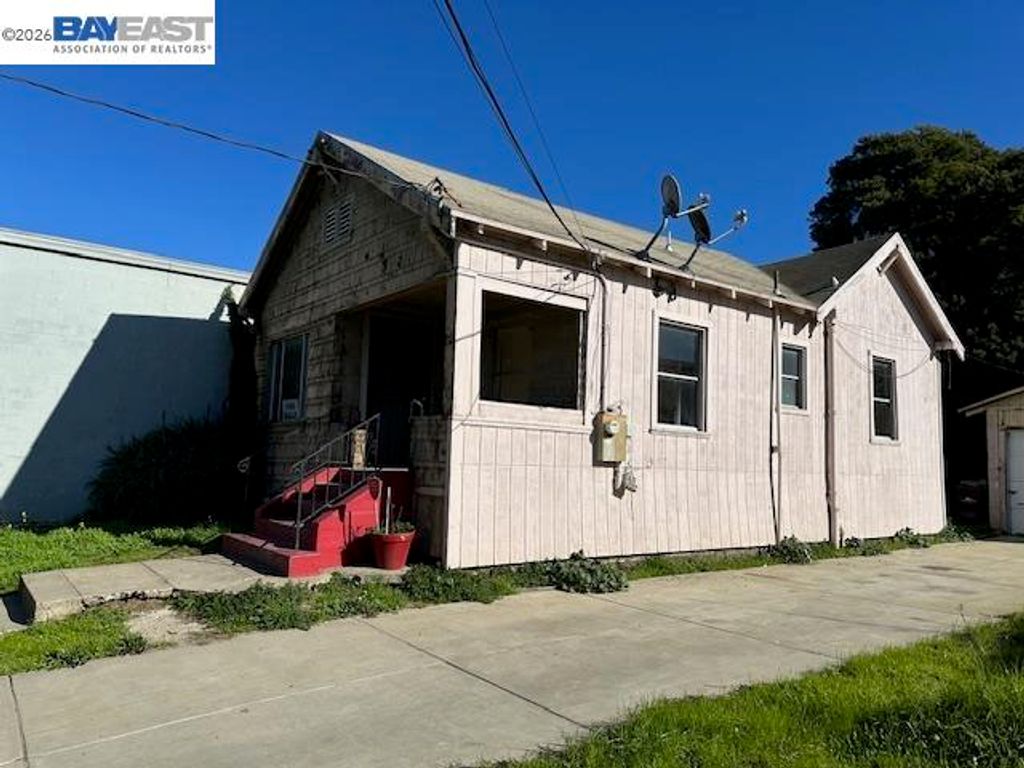 1024 50Th Ave, Oakland, CA 94601