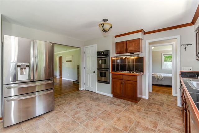 18 Hattie Avenue, Smithfield, RI 02828