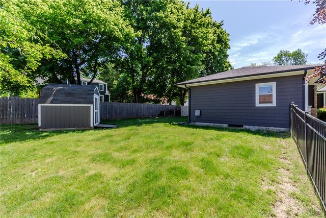 18 Hattie Avenue, Smithfield, RI 02828