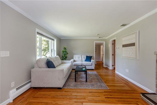 18 Hattie Avenue, Smithfield, RI 02828