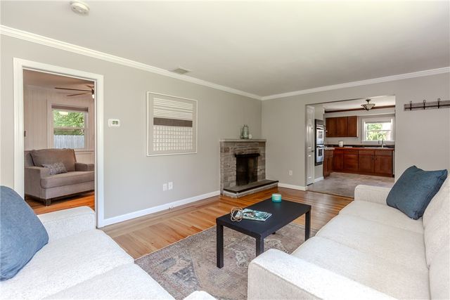 18 Hattie Avenue, Smithfield, RI 02828