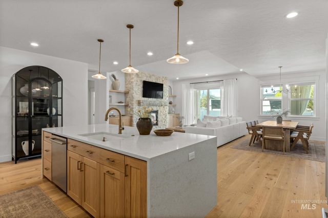 4045 Whistling Heights Way, Nampa, ID 83687