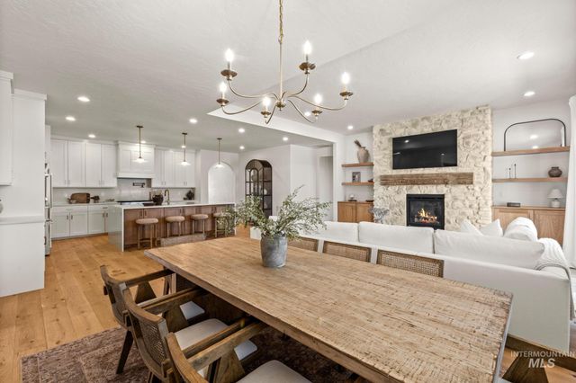 4045 Whistling Heights Way, Nampa, ID 83687