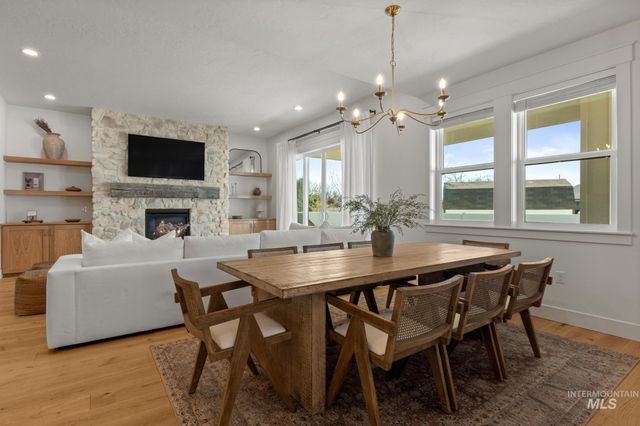 4045 Whistling Heights Way, Nampa, ID 83687