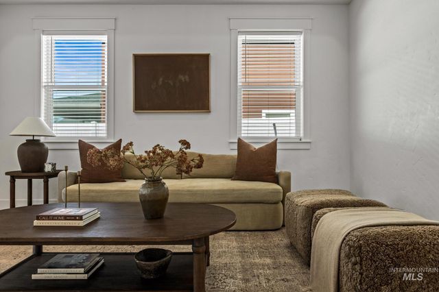 4045 Whistling Heights Way, Nampa, ID 83687