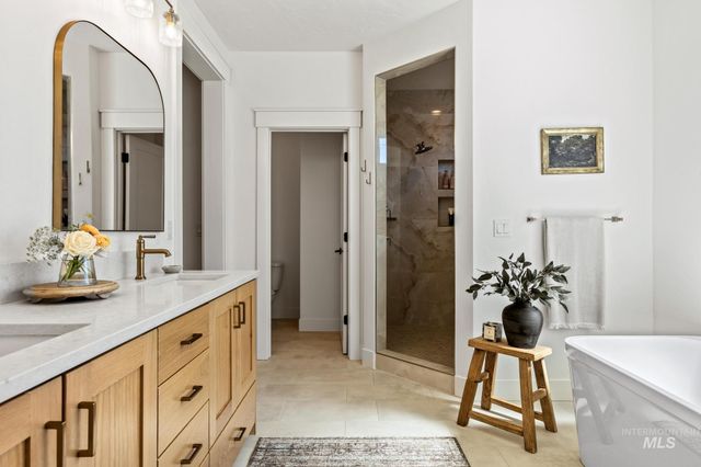 4045 Whistling Heights Way, Nampa, ID 83687