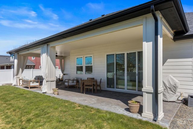 4045 Whistling Heights Way, Nampa, ID 83687