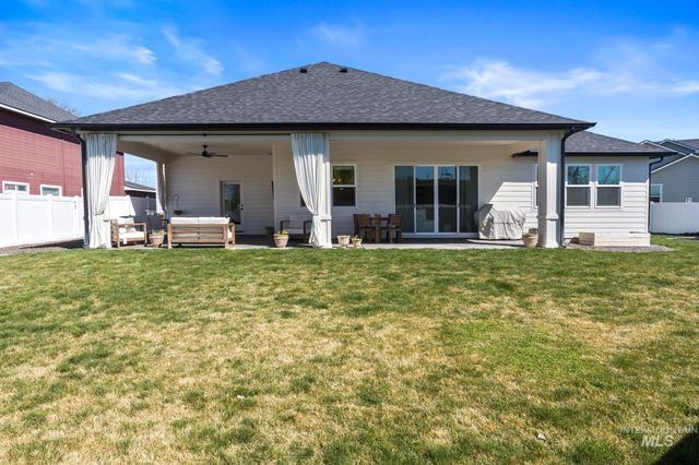 4045 Whistling Heights Way, Nampa, ID 83687