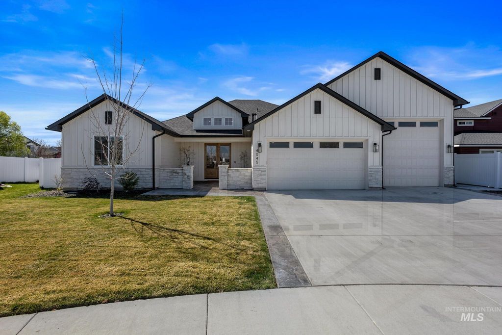 4045 Whistling Heights Way, Nampa, ID 83687