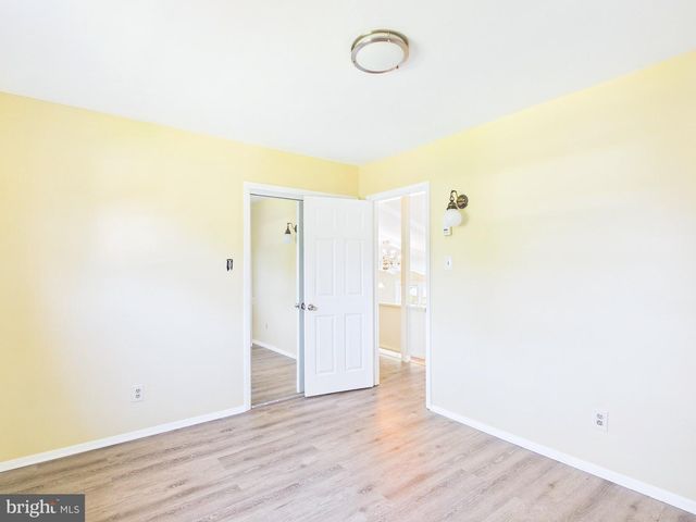 5112 IRENE DR, Harrisburg, PA 17112