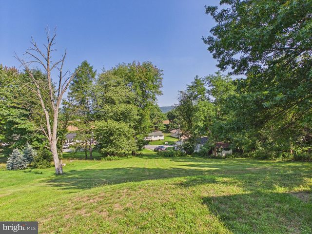 5112 IRENE DR, Harrisburg, PA 17112
