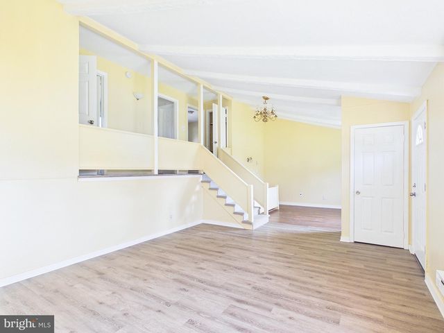 5112 IRENE DR, Harrisburg, PA 17112