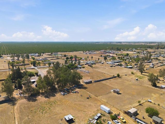 20105 Olympia Road, Madera, CA 93638