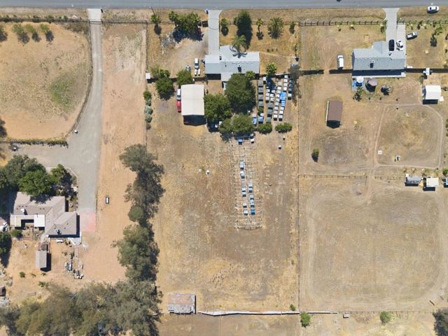 20105 Olympia Road, Madera, CA 93638
