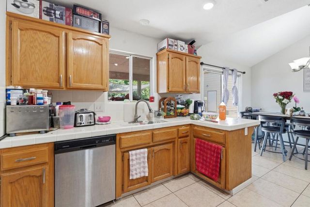20105 Olympia Road, Madera, CA 93638