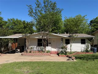 5013 Merida Avenue, Fort Worth, TX 76115