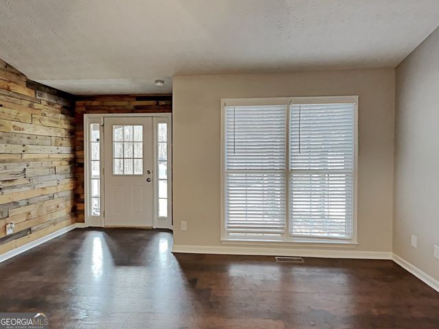 252 Bridge Place, Douglasville, GA 30134