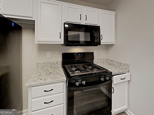 252 Bridge Place, Douglasville, GA 30134