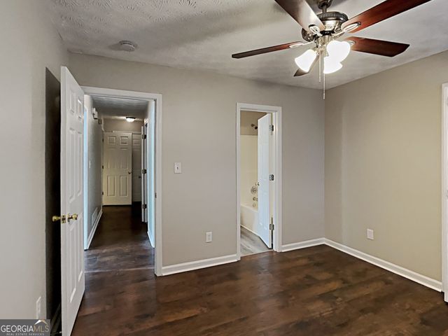 252 Bridge Place, Douglasville, GA 30134