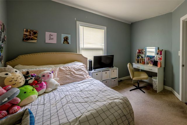 1324 Birch Lane, Des Moines, IA 50315