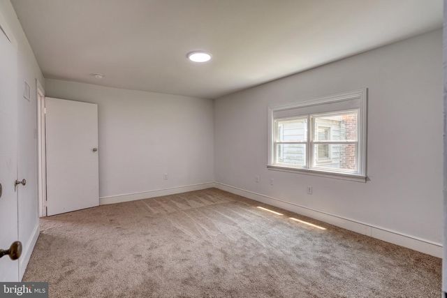 1910 S QUEEN ST, York, PA 17403