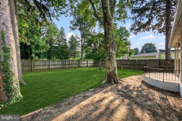 1910 S QUEEN ST, York, PA 17403