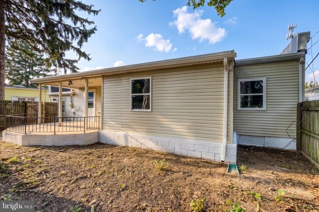 1910 S QUEEN ST, York, PA 17403