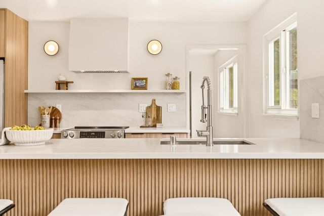2581 Wentworth Drive, San Bruno, CA 94066